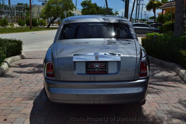 2006 Rolls-Royce Phantom Beautiful RR Phantom - Well optioned! Theater Package! V12!!! - 18020231 - 8