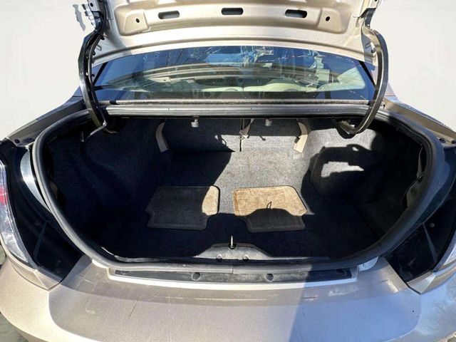 2006 Saturn Ion ION 2 4dr Sedan Automatic - 22971673 - 9