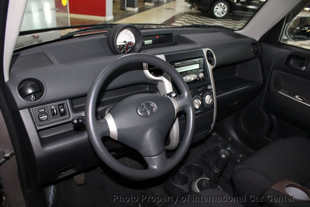 2006 Scion xB 5dr Wagon Manual - 22933092 - 11