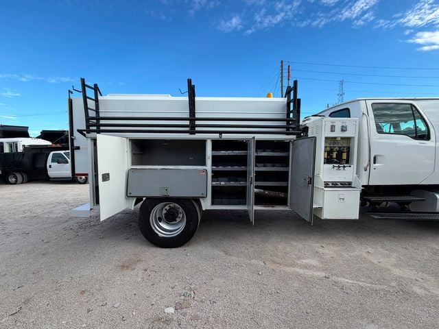 2006 Sterling Acterra Crew Cab Utility  - 22965747 - 10