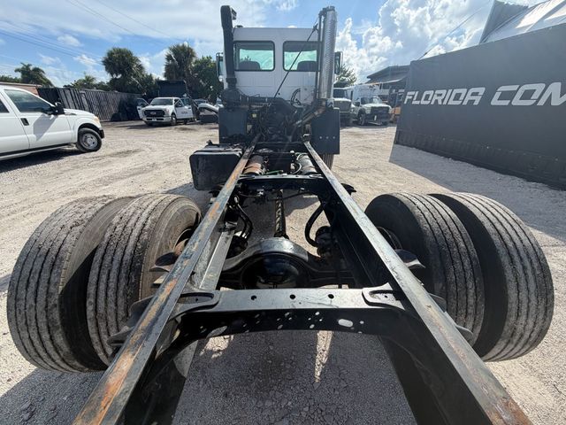 2006 Sterling SC8000 Cab & Chassis  - 23021184 - 7