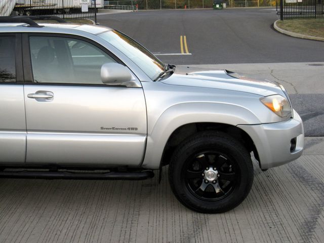 2006 Toyota 4Runner 4dr SR5 Sport V8 Automatic 4WD - 22624993 - 9