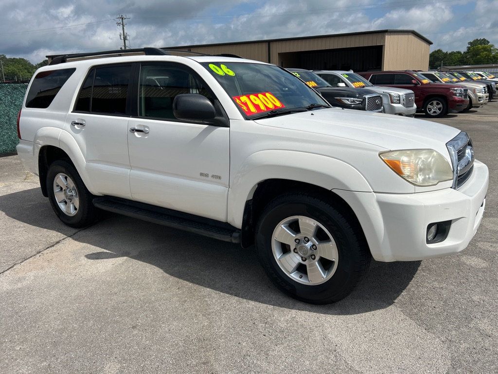 2006 Toyota 4Runner SR5 V6 4WD photo 3