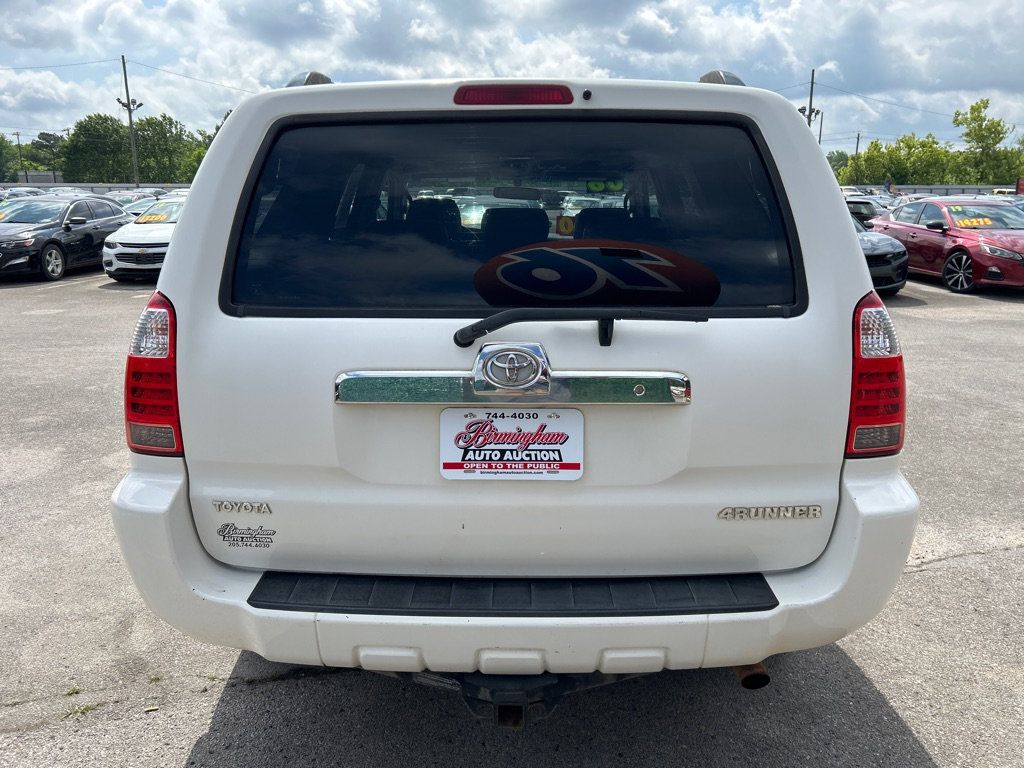 2006 Toyota 4Runner SR5 V6 4WD photo 5