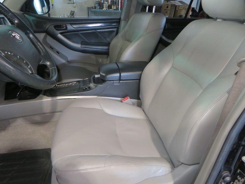 2006 Toyota 4Runner EXTRA CLEAN V8 4RUNNER LIMITED LEATHER 55 SERVICES RECORDS  - 23010985 - 21