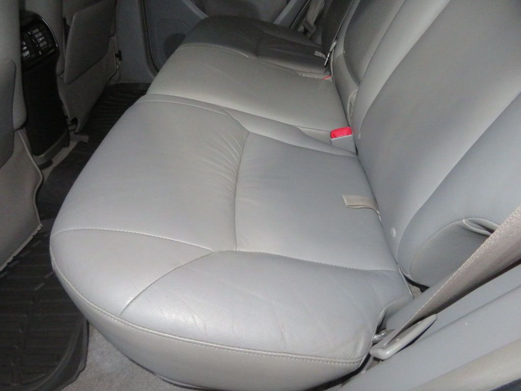 2006 Toyota 4Runner EXTRA CLEAN V8 4RUNNER LIMITED LEATHER 55 SERVICES RECORDS  - 23010985 - 26