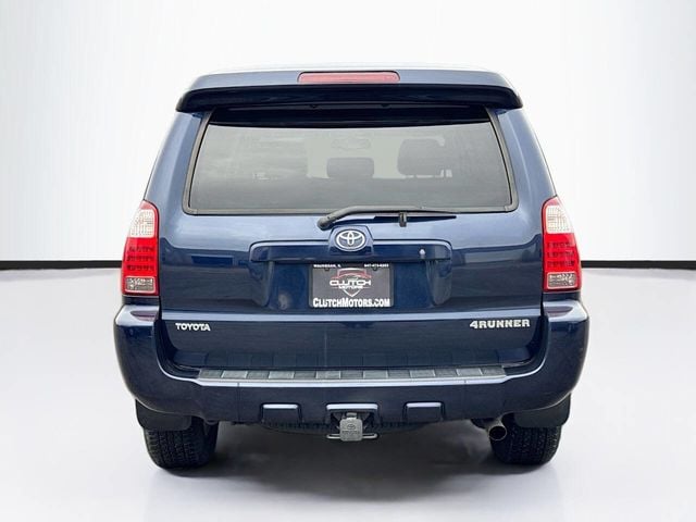 2006 Toyota 4Runner Limited 4dr SUV 4WD w/4.0L V6 - 22969607 - 5