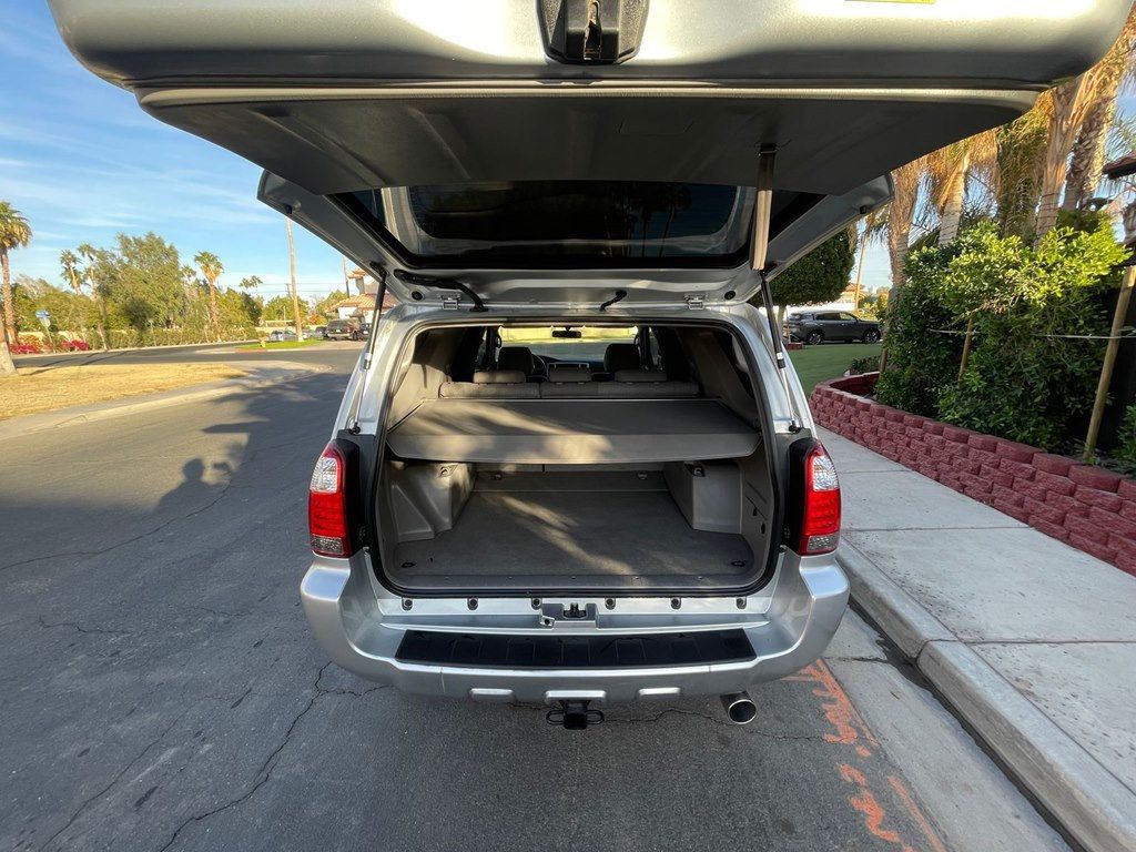 2006 Toyota 4Runner NO RUST! CALIFORNIA CAR! RIGHT EXAMPLE! TOO CLEAN! UPGRADE TIRES - 22736052 - 17