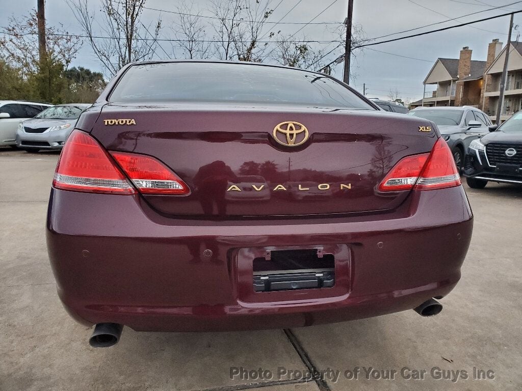 2006 Toyota Avalon 4dr Sedan XLS - 22749645 - 15