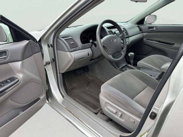 2006 Toyota Camry 4dr Sedan LE Automatic - 23029191 - 9
