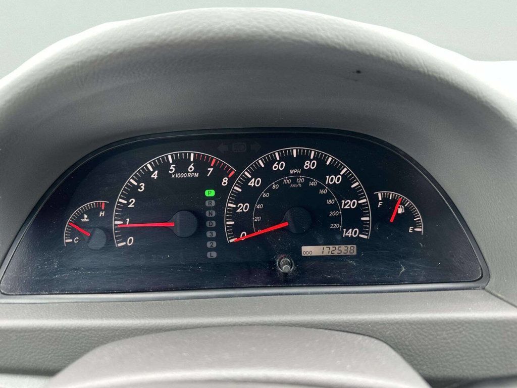 2006 Toyota Camry 4dr Sedan LE Automatic - 23029191 - 21