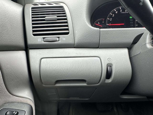 2006 Toyota Camry 4dr Sedan LE Automatic - 23029191 - 22