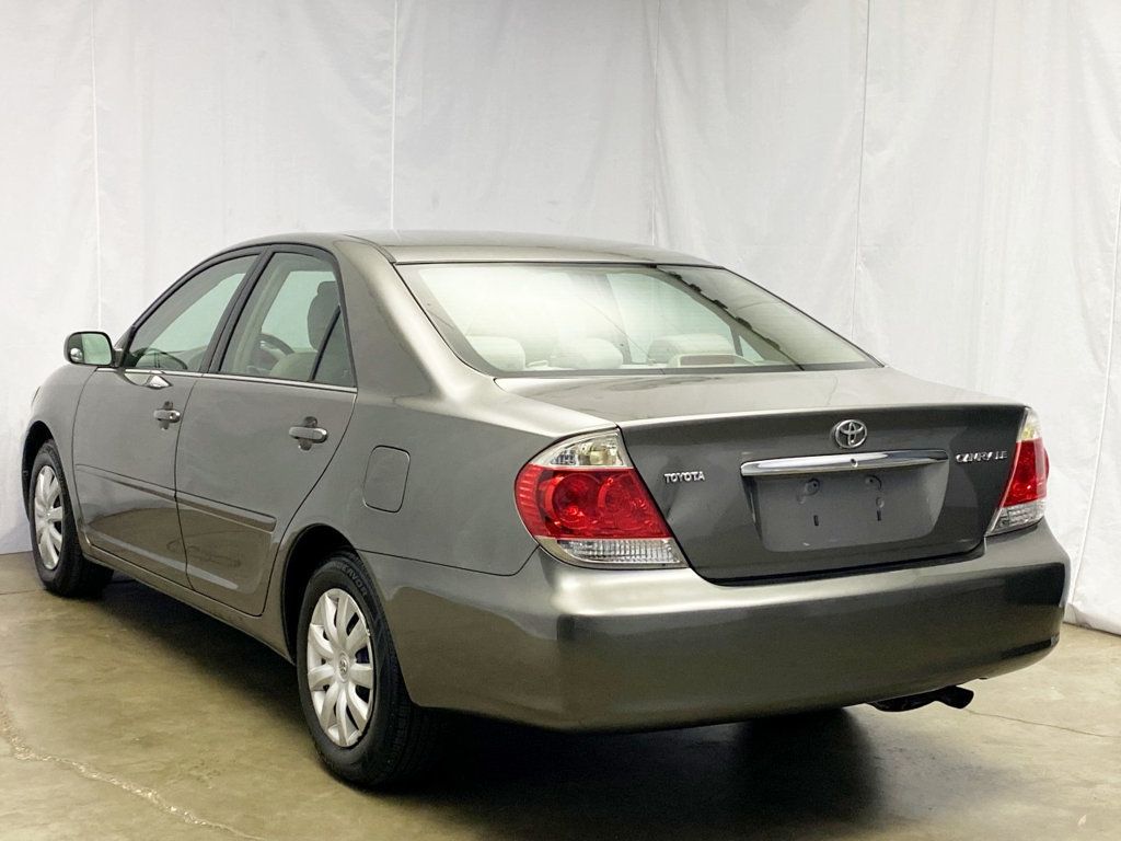 2006 Toyota Camry 4dr Sedan LE Automatic - 22550697 - 2