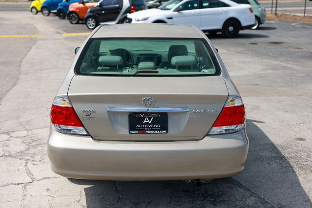 2006 Toyota Camry 4dr Sedan LE Automatic - 22993071 - 11