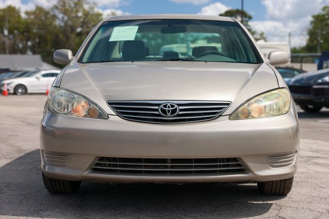 2006 Toyota Camry 4dr Sedan LE Automatic - 22993071 - 19