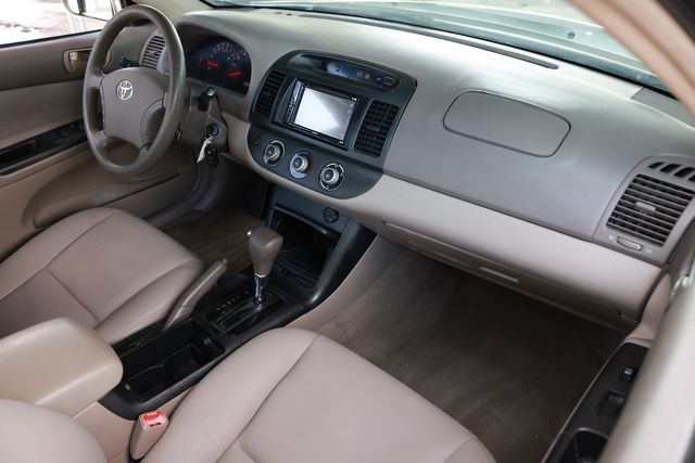 2006 Toyota Camry 4dr Sedan LE Automatic - 22993071 - 20