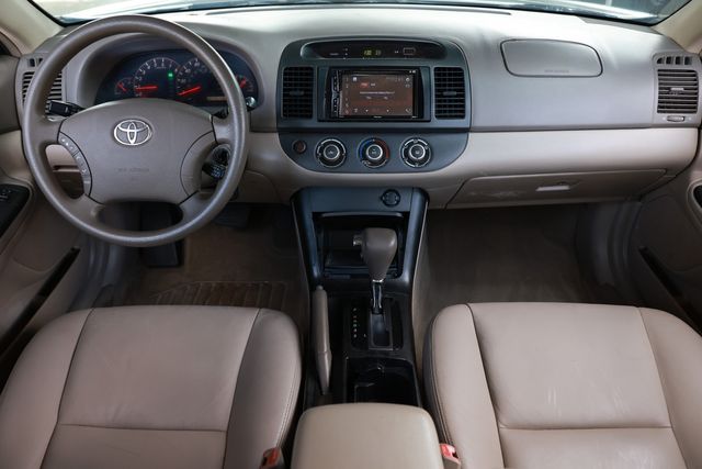 2006 Toyota Camry 4dr Sedan LE Automatic - 22993071 - 23