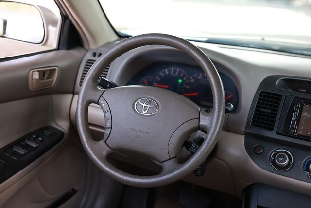 2006 Toyota Camry 4dr Sedan LE Automatic - 22993071 - 30