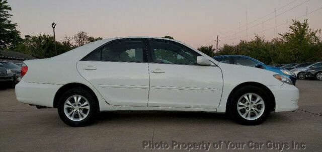 2006 Toyota Camry 4dr Sedan LE Automatic - 22940667 - 11