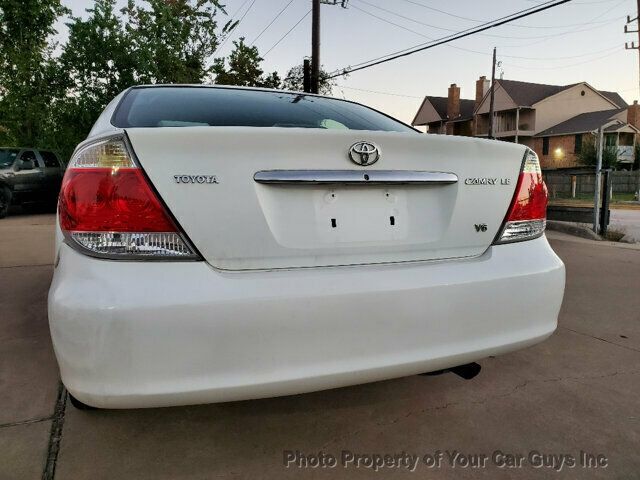 2006 Toyota Camry 4dr Sedan LE Automatic - 22940667 - 18