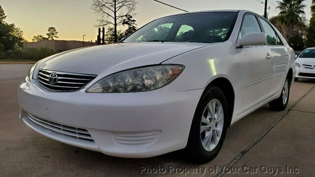 2006 Toyota Camry 4dr Sedan LE Automatic - 22940667 - 1