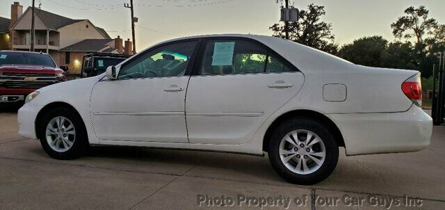 2006 Toyota Camry 4dr Sedan LE Automatic - 22940667 - 23