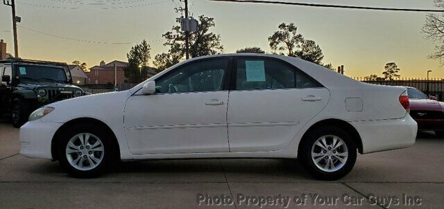 2006 Toyota Camry 4dr Sedan LE Automatic - 22940667 - 25