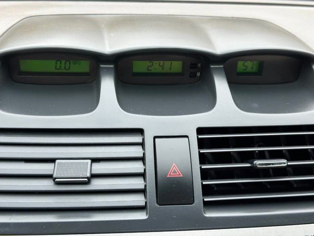 2006 Toyota Camry Solara 2dr Convertible SLE V6 Automatic - 22952395 - 34