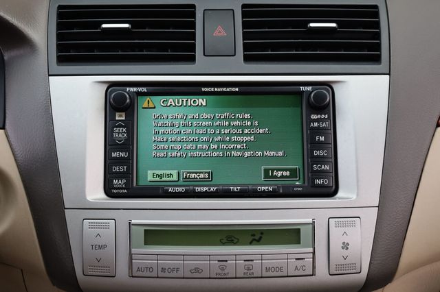 2006 Toyota Camry Solara 2dr Convertible SLE V6 Automatic - 22970850 - 35