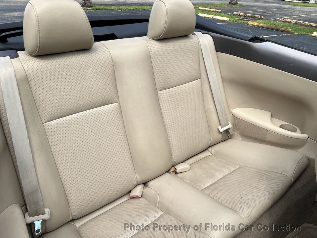2006 Toyota Camry Solara Convertible SLE V6 - 22920688 - 11
