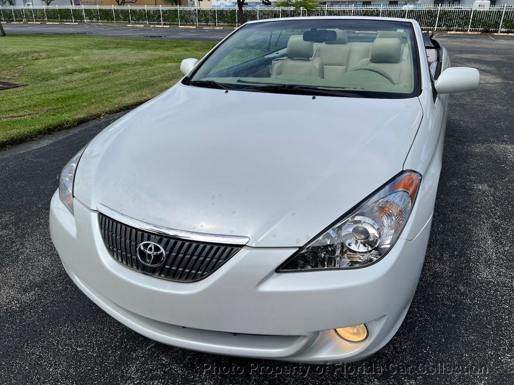 2006 Toyota Camry Solara Convertible SLE V6 - 22920688 - 17