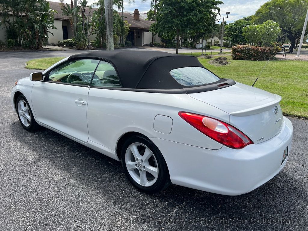 2006 Toyota Camry Solara Convertible SLE V6 - 22920688 - 24