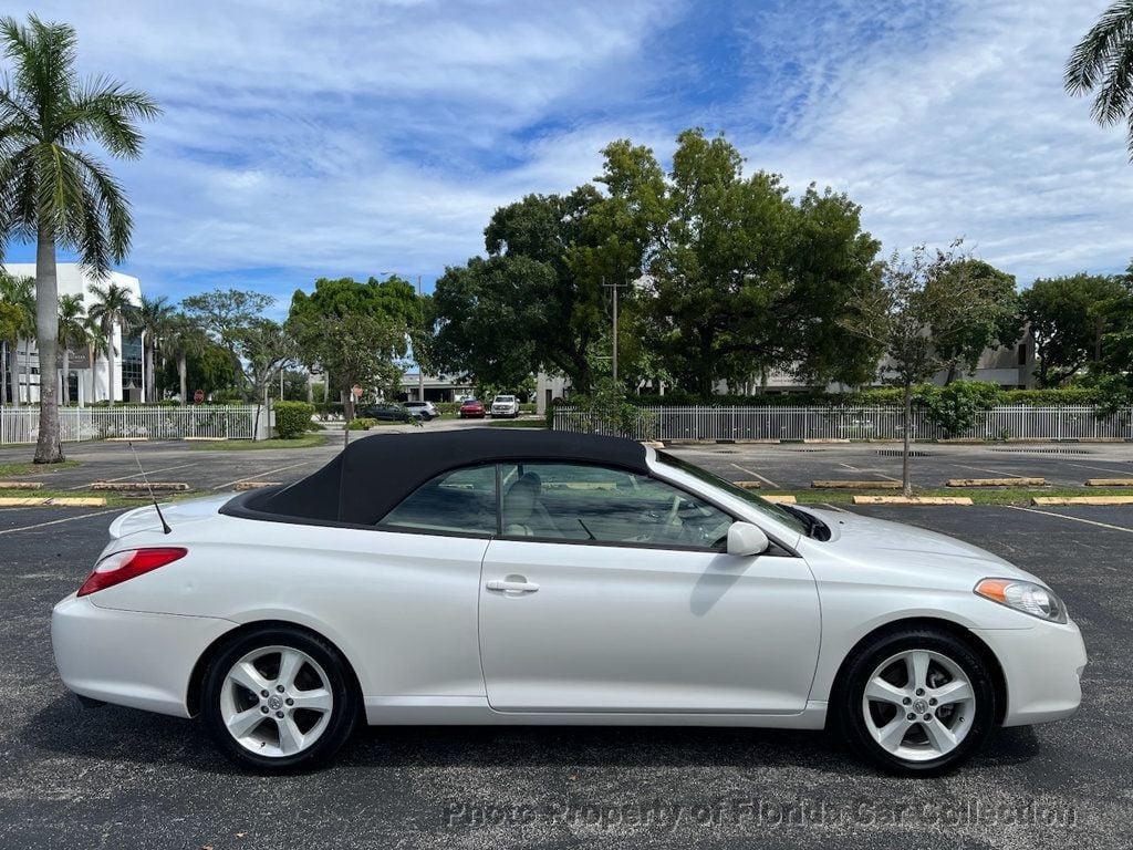 2006 Toyota Camry Solara Convertible SLE V6 - 22920688 - 27