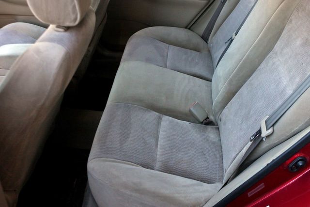 2006 Toyota Corolla 4dr Sedan LE Automatic - 20537491 - 33