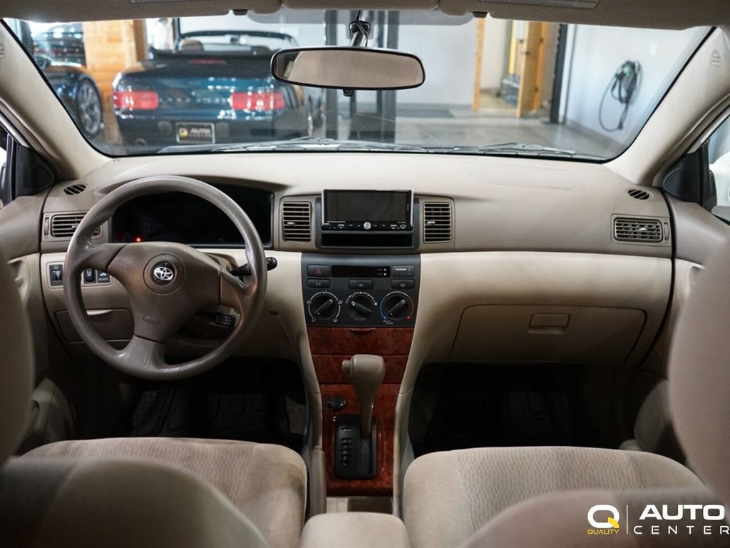 2006 Toyota Corolla 4dr Sedan LE Automatic - 23079535 - 11