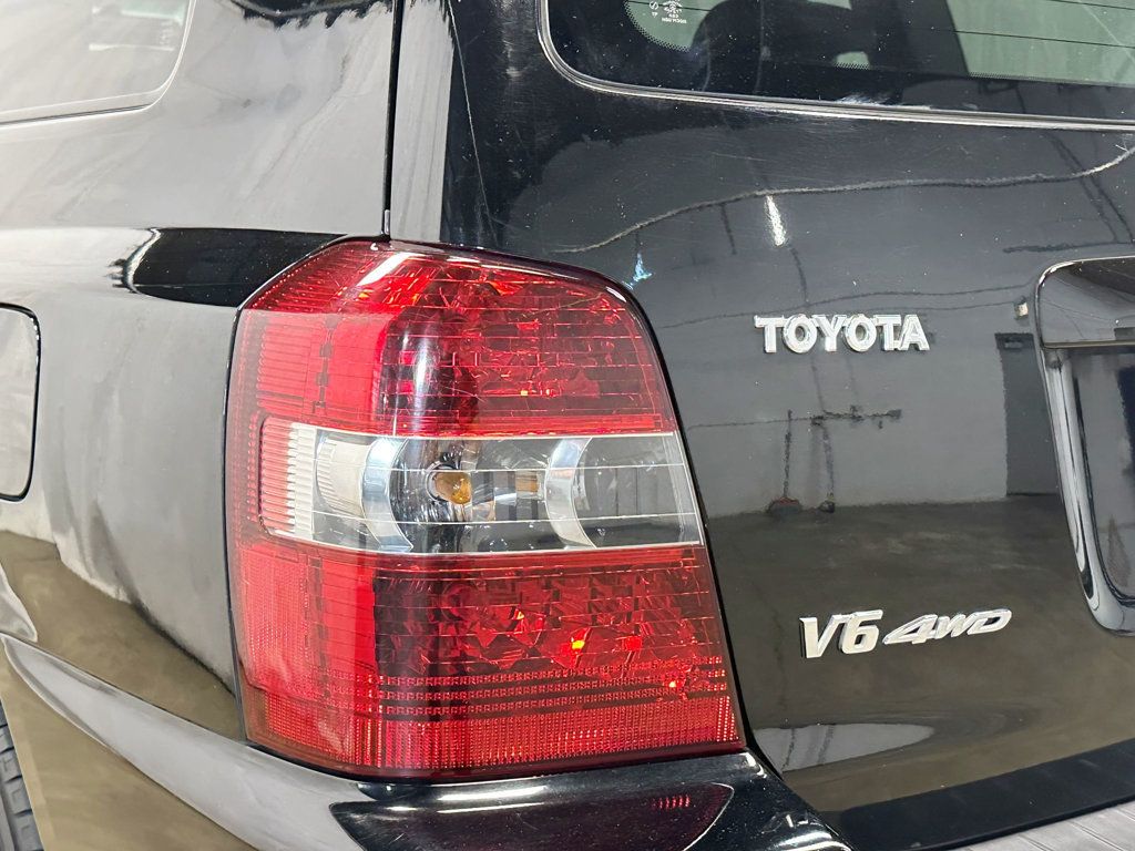 2006 Toyota Highlander 4dr V6 4WD Limited w/3rd Row - 23081215 - 10