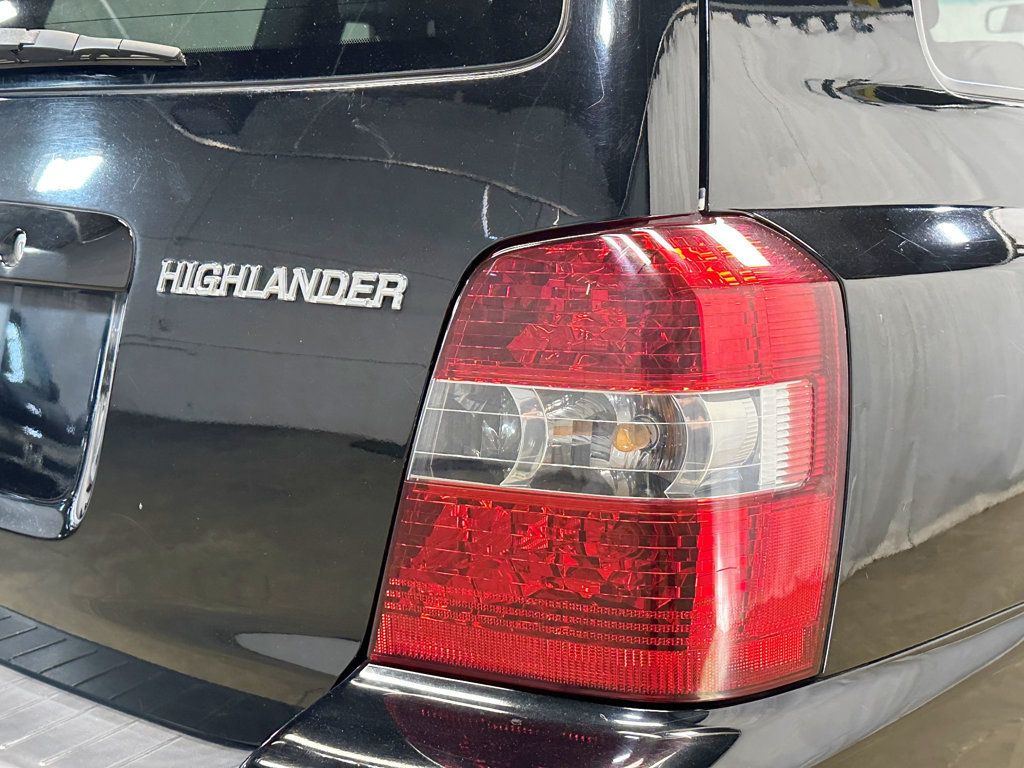 2006 Toyota Highlander 4dr V6 4WD Limited w/3rd Row - 23081215 - 11