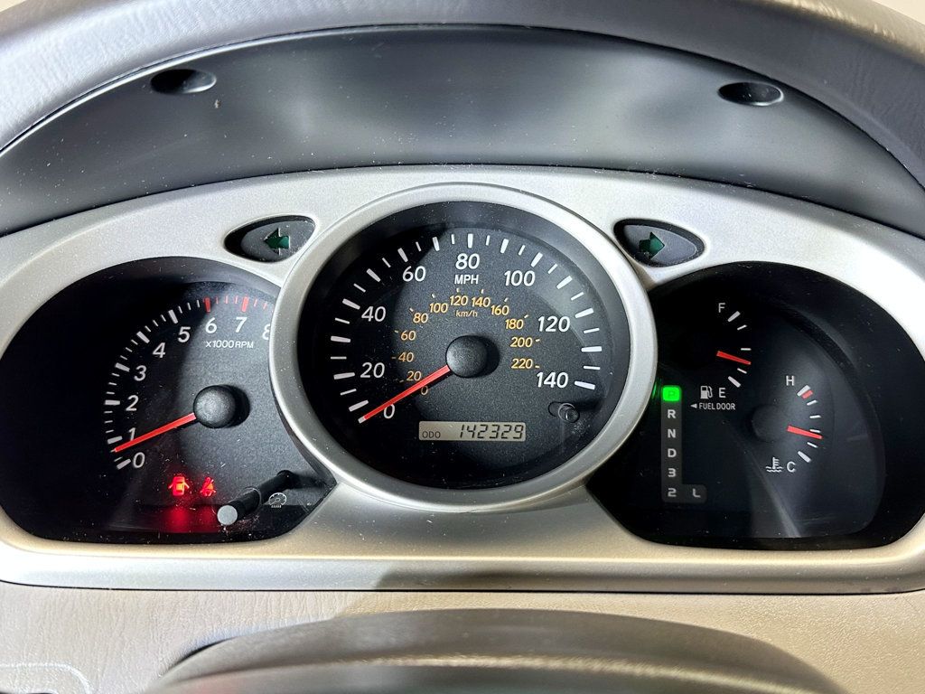 2006 Toyota Highlander 4dr V6 4WD Limited w/3rd Row - 23081215 - 22