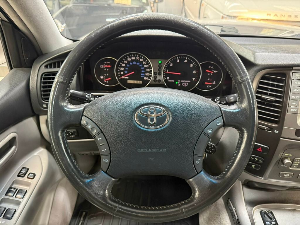 2006 Toyota Land Cruiser Local Trade/Heated Leather Seats/Navigation/JBL Audio - 23065774 - 15
