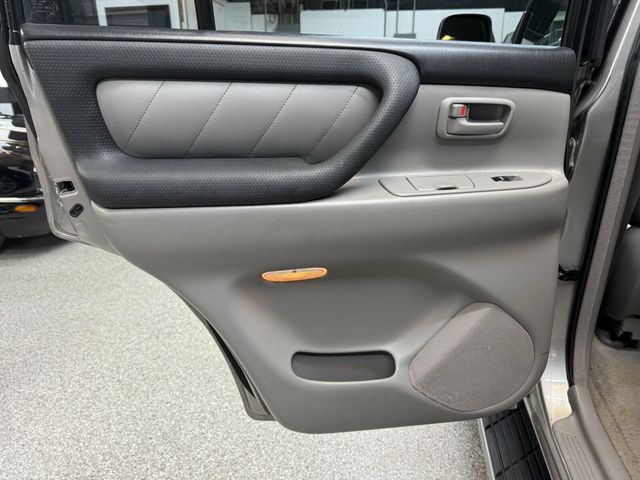 2006 Toyota Land Cruiser Local Trade/Heated Leather Seats/Navigation/JBL Audio - 23065774 - 20