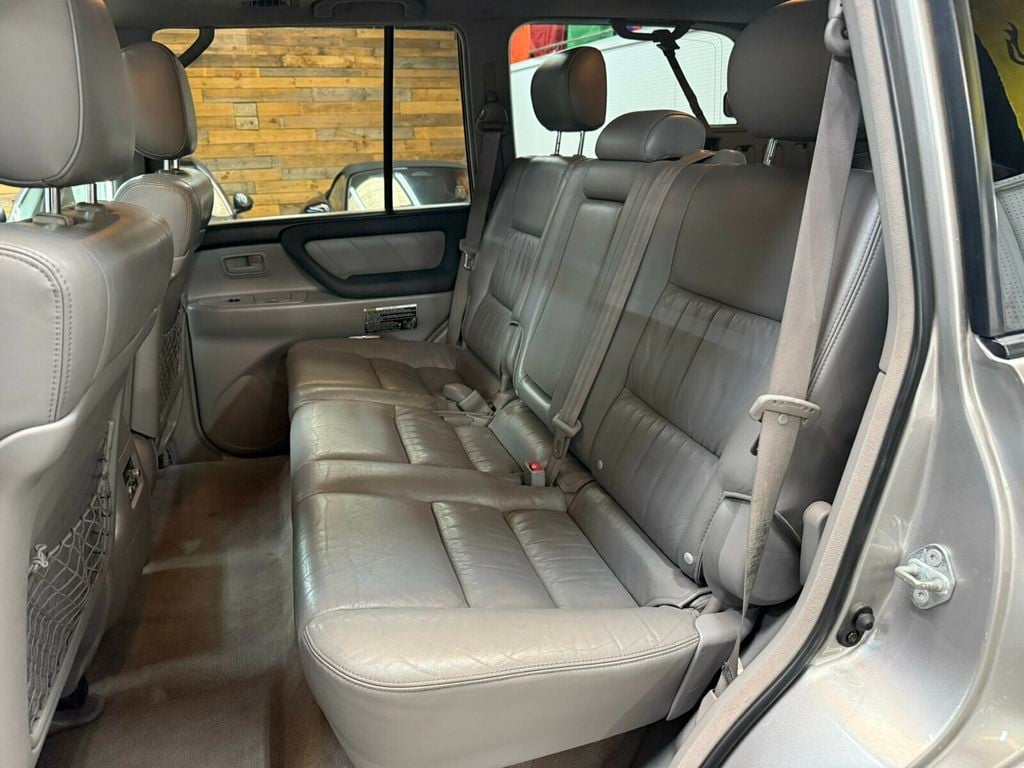 2006 Toyota Land Cruiser Local Trade/Heated Leather Seats/Navigation/JBL Audio - 23065774 - 22