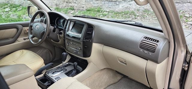 2006 Toyota Land Cruiser LOW MILES Timing Belt Done CLEAN 4x4 3rd Row 615-300-6004 - 22996837 - 21