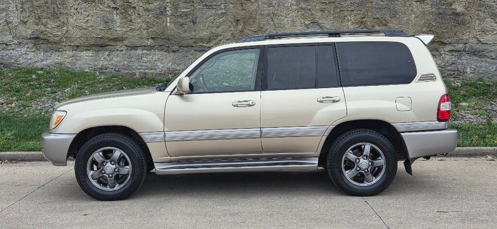2006 Toyota Land Cruiser LOW MILES Timing Belt Done CLEAN 4x4 3rd Row 615-300-6004 - 22996837 - 2