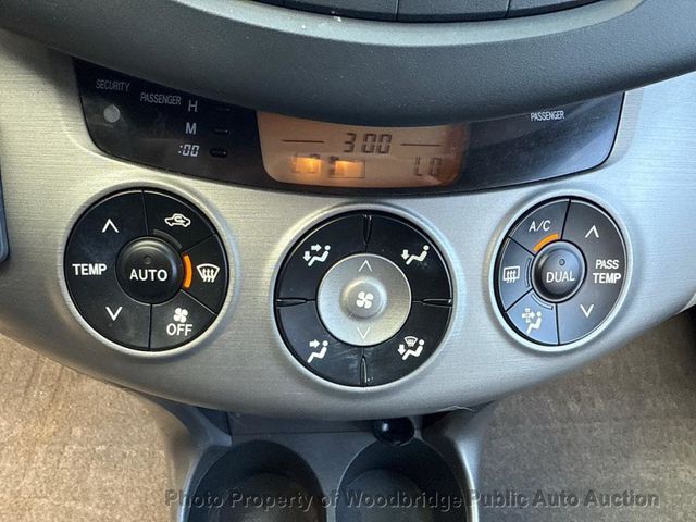 2006 Toyota RAV4 4dr Limited V6 4WD - 22943431 - 8