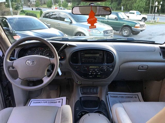 2006 Toyota Sequoia 4dr SR5 - 18046483 - 13