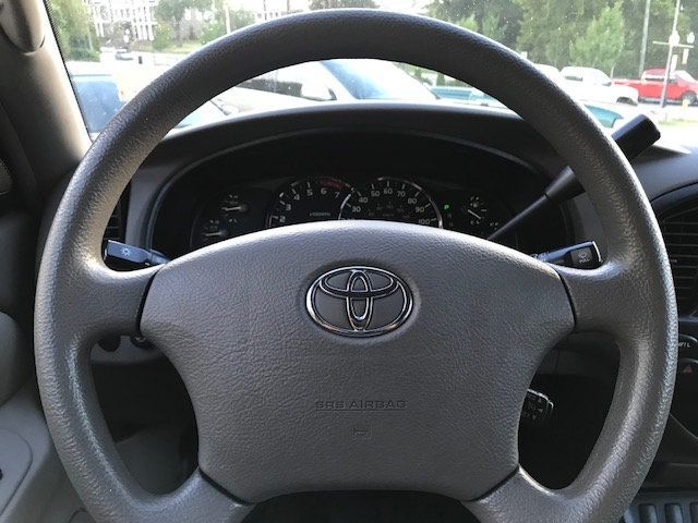 2006 Toyota Sequoia 4dr SR5 - 18046483 - 8