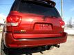 2006 Toyota Sequoia 4dr SR5 - 22975622 - 14