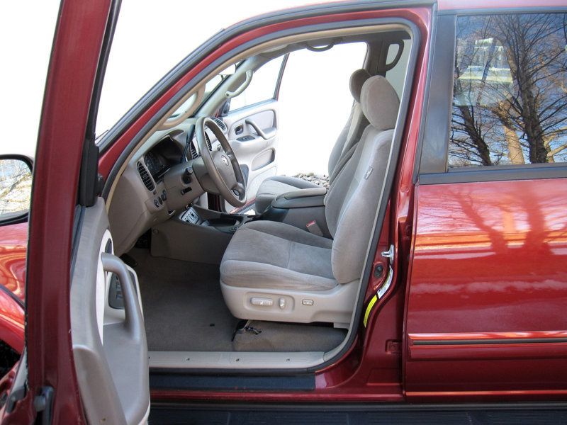 2006 Toyota Sequoia 4dr SR5 - 22975622 - 17