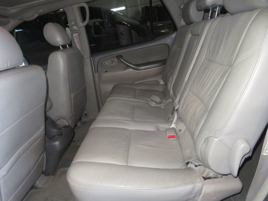 2006 Toyota Sequoia 4X4 SEQUOIA EXTRA  CLEAN LEATHER MOONROOF V8  - 23048259 - 25