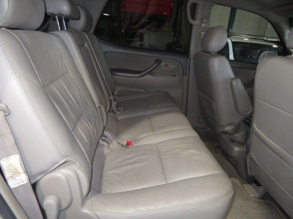 2006 Toyota Sequoia 4X4 SEQUOIA EXTRA  CLEAN LEATHER MOONROOF V8  - 23048259 - 30